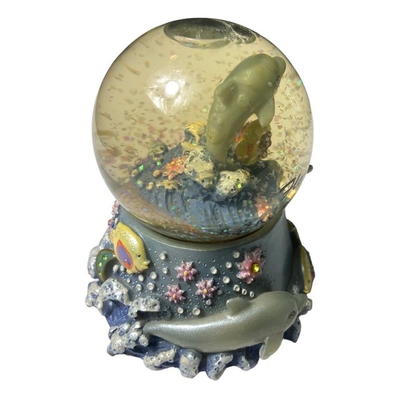 Pair Of Dolphins Glitter Snow Globes‎ Florida Globe ~ Dancing Dolphins In Waves - Picture 6 of 12
